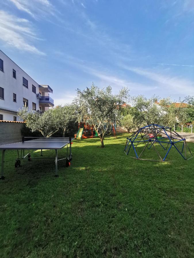 Apartmani Viktorija Fažana Exterior foto